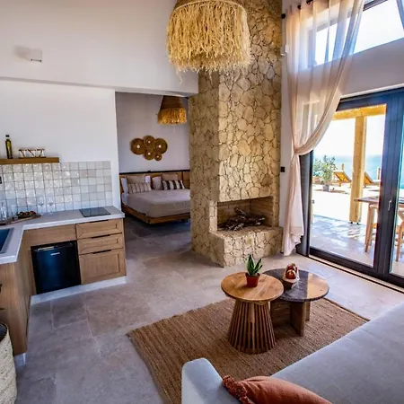 Апартхотел Eunoia Porto Katsiki 4*