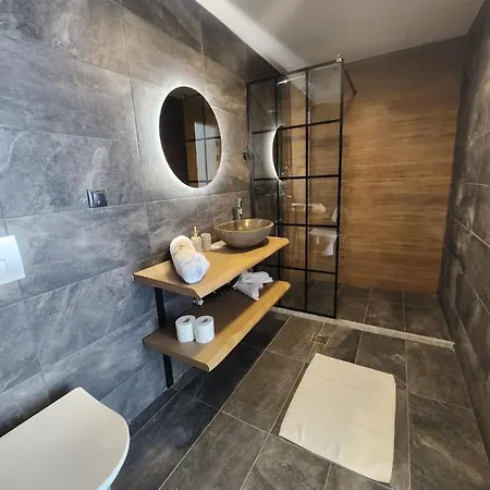 Eunoia Porto Katsiki Apartahotel