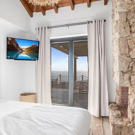 Eunoia Porto Katsiki Apartahotel